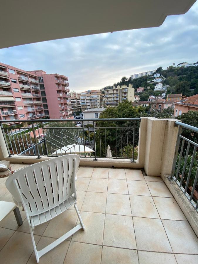 Beau 3 P. Parfaitement Situe Et Place De Parking A Disposition Menton Eksteriør bilde