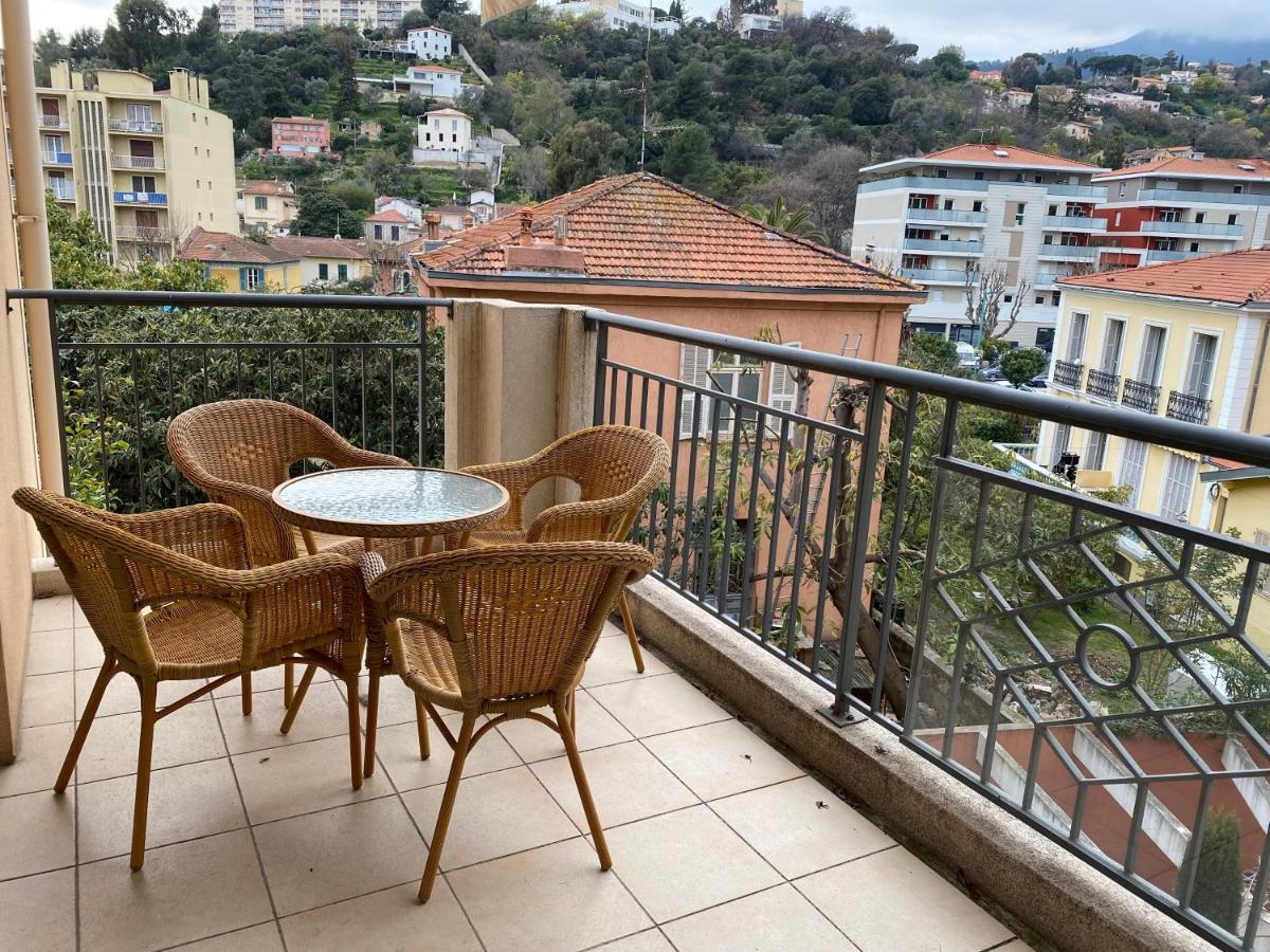 Beau 3 P. Parfaitement Situe Et Place De Parking A Disposition Menton Eksteriør bilde
